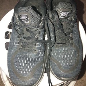 Nike flex running shoes